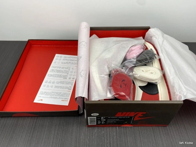 1st Kicks 1616 UrbanStyle scott jordan chicago air high 1 travis 1202